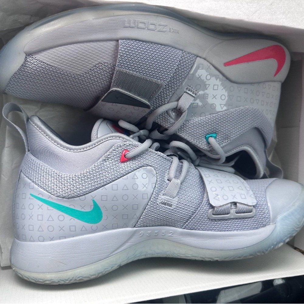 Nike Light Gray Basketball Sneakers with Teal and Pink Accents